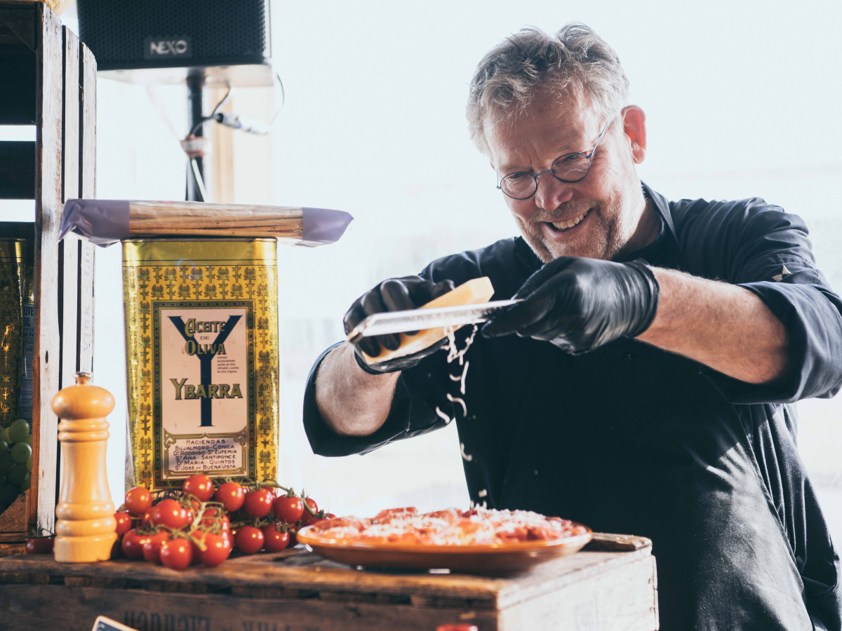 bedrijfsfeest catering op maat live cooking